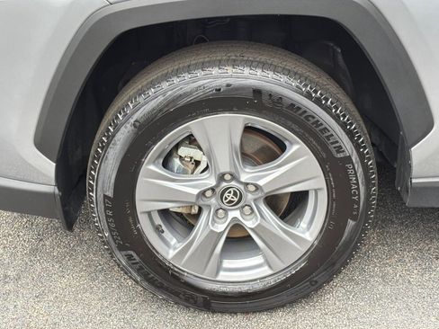 Used 2025 Toyota RAV4 LE AWD/4WD image 30