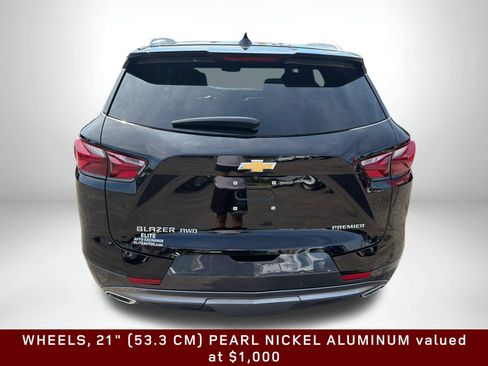 Used 2022 Chevrolet Blazer Premier w/ Enhanced Convenience Package AWD/4WD image 5