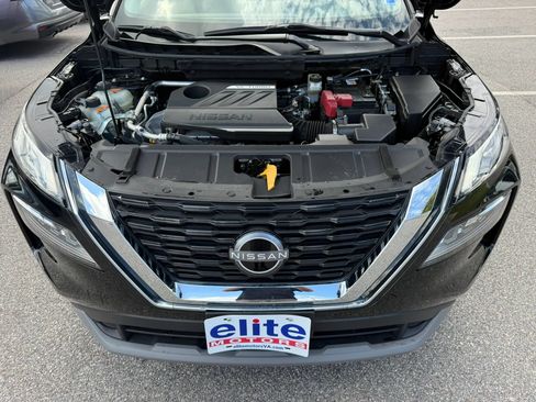 Used 2023 Nissan Rogue SV AWD/4WD image 9