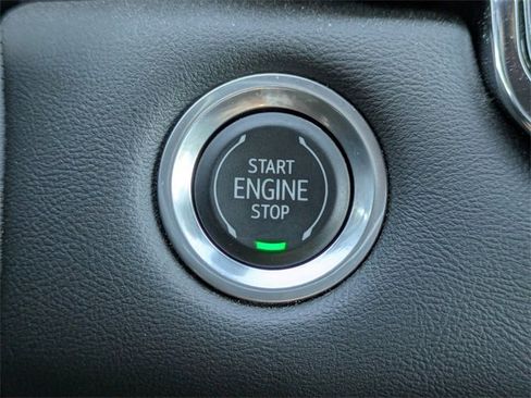 Used 2024 Chevrolet Suburban Premier w/ Premium Package image 33