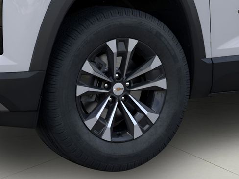 New 2026 Chevrolet Equinox LT AWD/4WD image 9