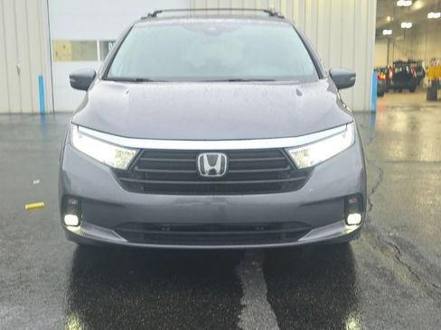 Used 2024 Honda Odyssey EX-L image 2