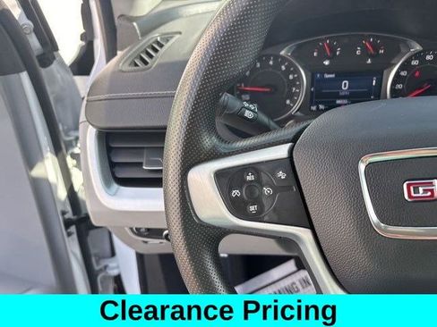 Used 2023 GMC Terrain SLE w/ Driver Convenience Package AWD/4WD image 17