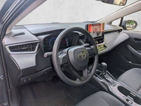 Certified 2026 Toyota Corolla LE AWD/4WD image 10