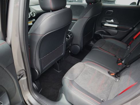 New 2026 Mercedes-Benz GLA 35 AMG 4MATIC image 10