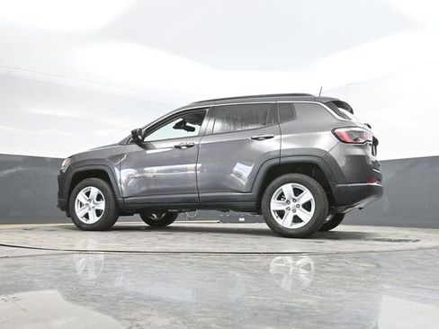 Used 2022 Jeep Compass Latitude AWD/4WD image 49