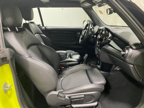 Used 2023 MINI Cooper S image 18