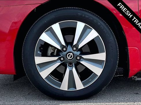 Used 2019 Nissan Sentra SV w/ Special Edition Package FWD image 33