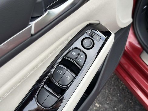 Used 2022 Nissan Altima 2.5 SL FWD image 21
