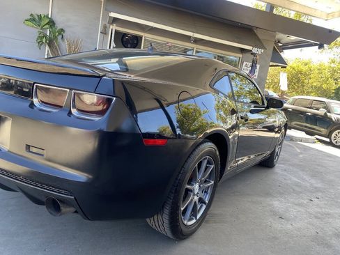 Used 2010 Chevrolet Camaro LS RWD image 5