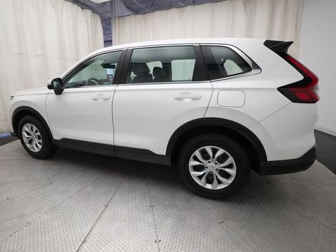 Used 2023 Honda CR-V LX image 32