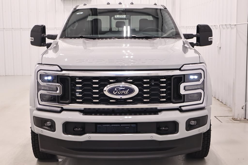 New 2026 Ford F450 Platinum w/ FX4 Off-Road Package AWD/4WD image 4