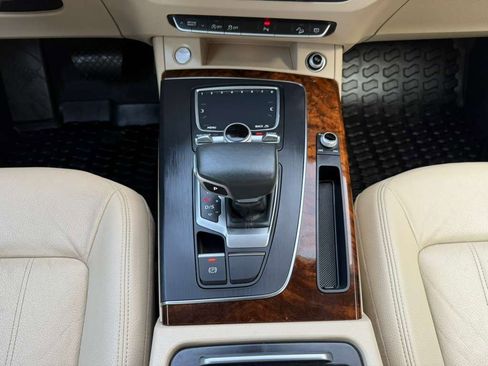 Used 2018 Audi Q5 2.0T Premium Plus w/ Premium Plus Package image 21