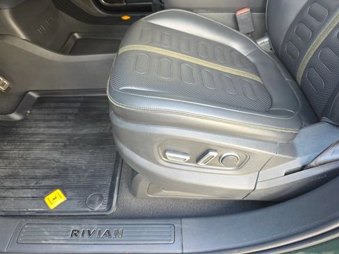Used 2024 Rivian R1S Adventure AWD/4WD image 24