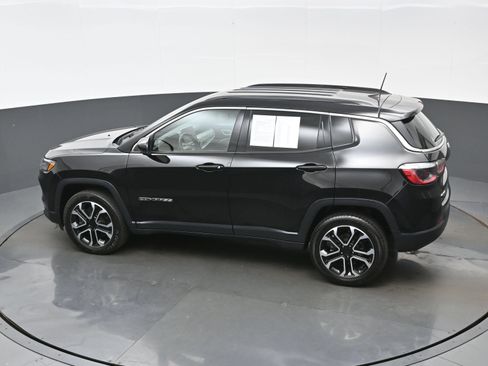 Used 2023 Jeep Compass Limited AWD/4WD image 33