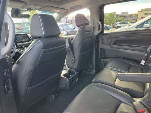 Certified 2024 Honda Odyssey Elite image 16