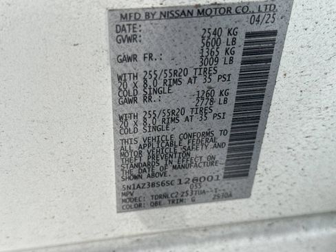 Used 2025 Nissan Murano SV AWD/4WD image 25
