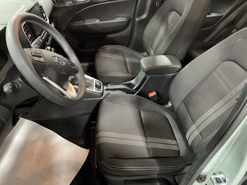 Used 2026 Hyundai Venue SEL image 9