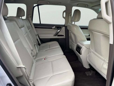 Used 2012 Lexus GX 460 w/ Comfort Plus Pkg AWD/4WD image 15