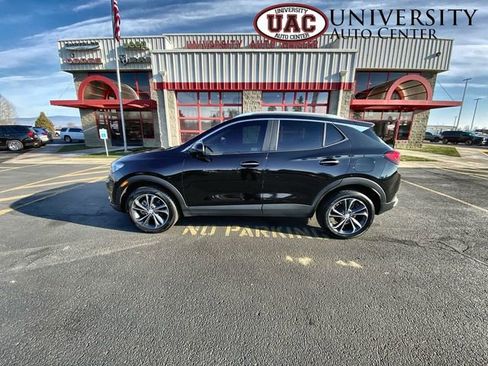 Used 2022 Buick Encore GX Select image 1