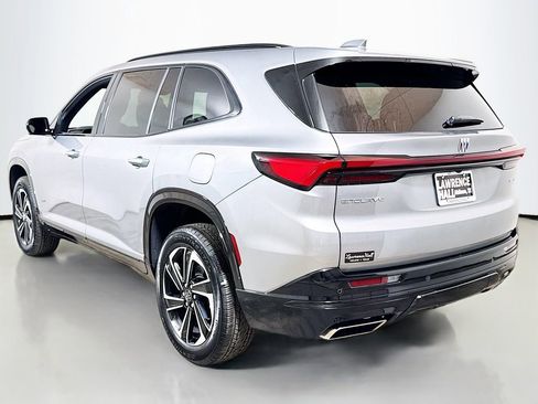 Certified 2025 Buick Enclave Sport Touring FWD image 6