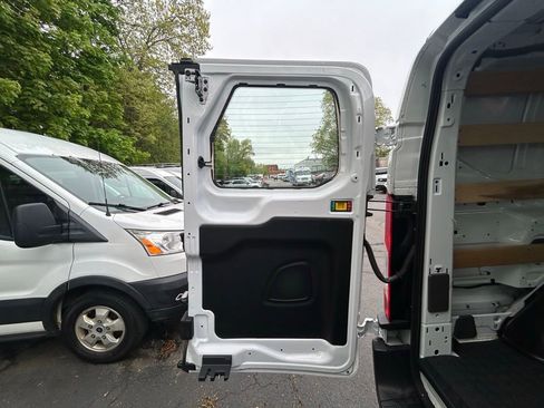 Used 2025 Ford Transit 250 Low Roof w/ Exterior Upgrade Package RWD image 7