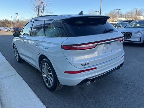 Used 2025 Lincoln Corsair Grand Touring w/ Equipment Group 301A image 6