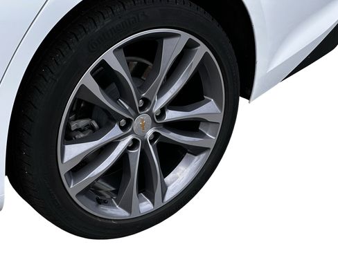 Used 2025 Chevrolet Malibu LT FWD image 13