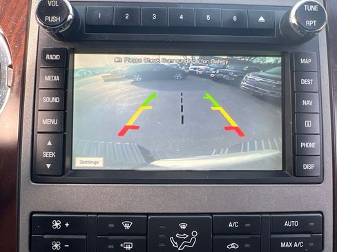 Used 2012 Ford F250 Lariat w/ Chrome Pkg image 27