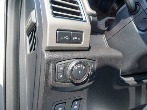 Used 2017 Ford F250 Lariat w/ Lariat Ultimate Package image 21