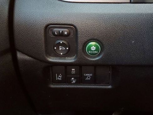 Used 2023 Honda Ridgeline Sport image 12