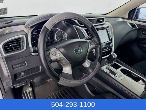 Used 2018 Nissan Murano SV image 9