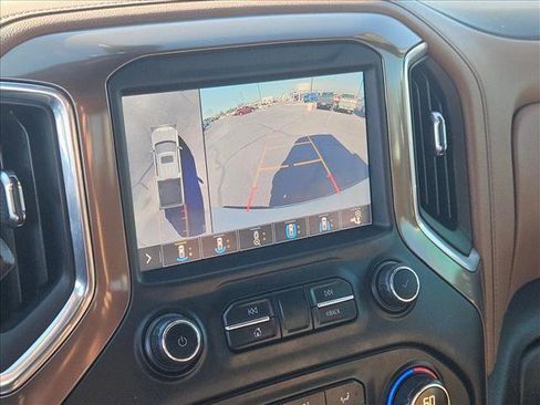 Used 2019 Chevrolet Silverado 1500 High Country w/ Technology Package image 19