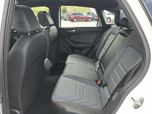 Used 2025 Volkswagen Jetta GLI Autobahn FWD image 10