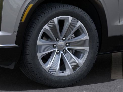 New 2026 Cadillac Vistiq Luxury w/ LPO, Floor Liner Package image 9