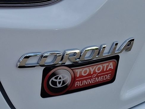 Certified 2026 Toyota Corolla LE FWD image 31