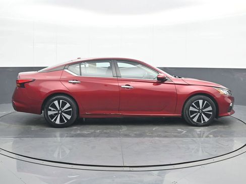 Used 2022 Nissan Altima 2.5 SV image 7