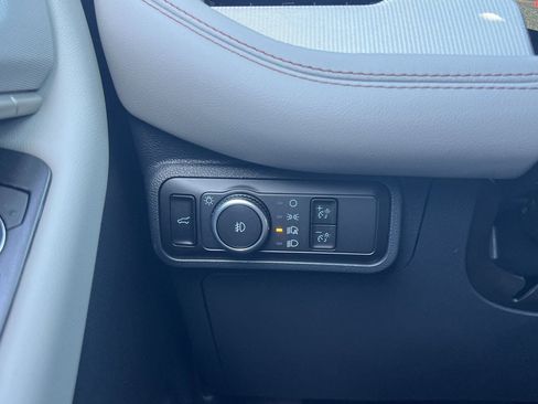 New 2026 Ford Explorer Active w/ Active Comfort Package AWD/4WD image 13