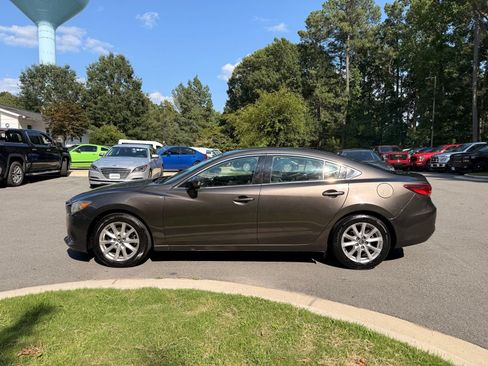 Used 2016 MAZDA MAZDA6 Sport FWD image 4