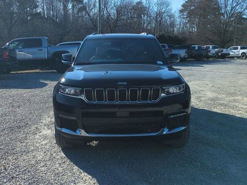 New 2025 Jeep Grand Cherokee L Limited w/ Luxury Tech Group II AWD/4WD image 8