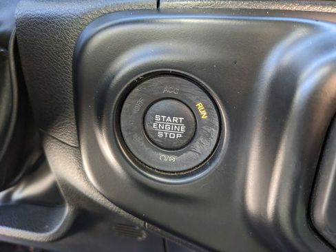 Used 2021 Jeep Wrangler Unlimited Sport image 26