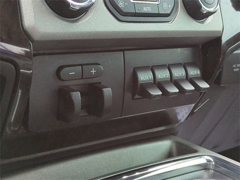 Used 2014 Ford F250 Platinum image 22