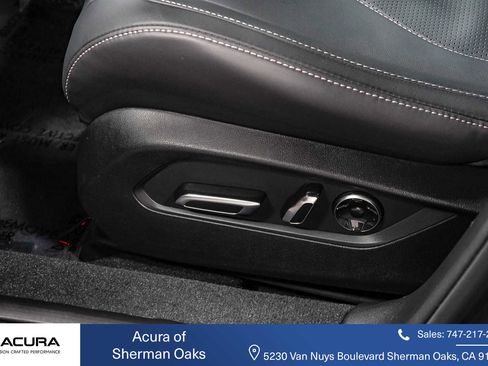 New 2025 Acura TLX w/ Technology Package image 30