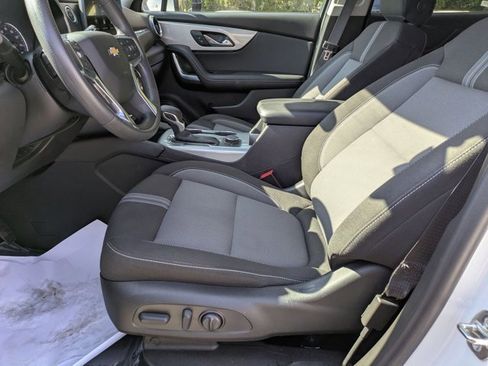 Used 2025 Chevrolet Blazer LT image 24