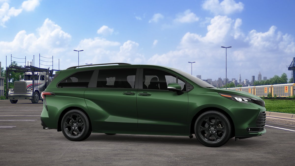 New 2026 Toyota Sienna XLE Woodland Edition AWD/4WD image 13