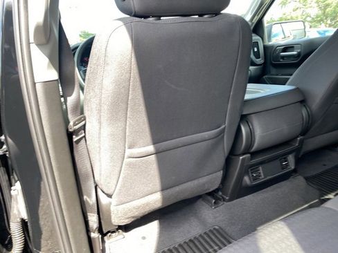 Certified 2022 Chevrolet Silverado 1500 Custom image 31