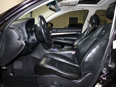 Used 2012 INFINITI G37 Journey w/ Premium Pkg RWD image 11