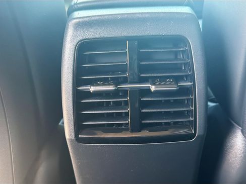 Used 2024 Kia Niro Wind FWD image 28