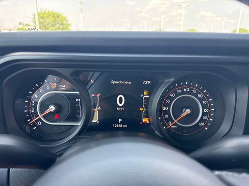 Used 2026 Jeep Gladiator Mojave AWD/4WD image 19