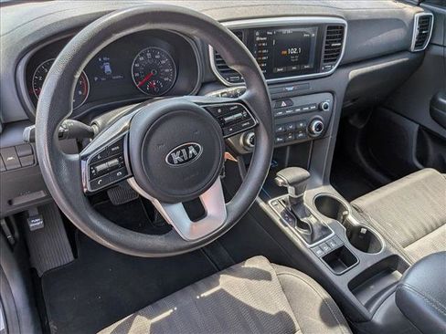 Used 2020 Kia Sportage LX AWD/4WD image 7